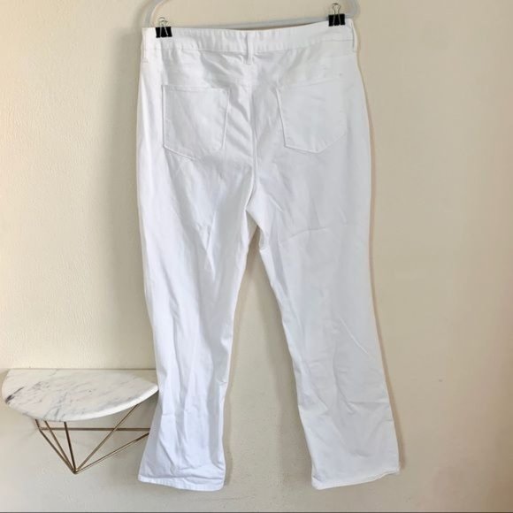 Chico’s Platinum white bootcut jeans Size 14 - Picture 4 of 8